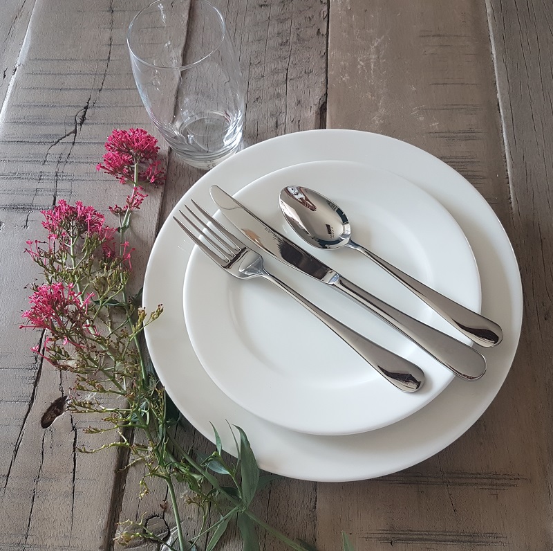 Chemin de table anniversaire -coti-Jouets, spécialiste nappage et vaisselle  pour vos mariages et anniversaires